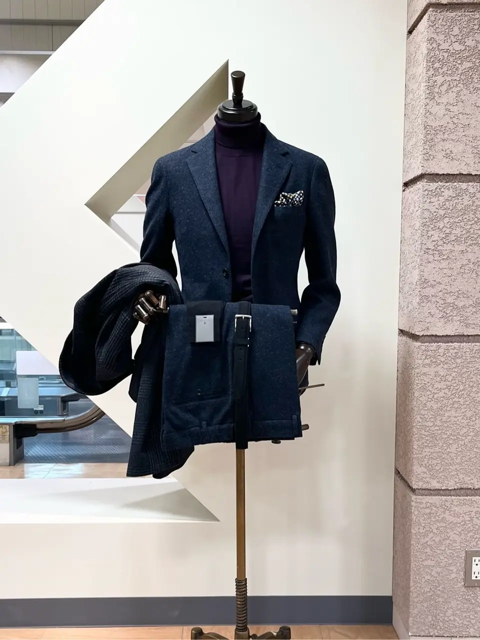 ONWARD CROSSET SELECT 小管 コーディネート画像