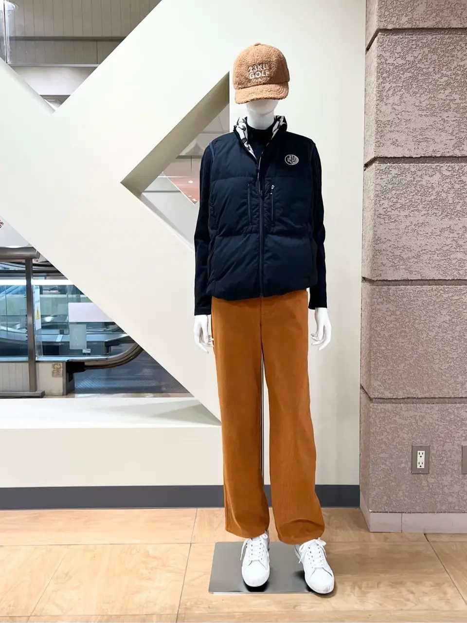 ONWARD CROSSET SELECT 小管 コーディネート画像