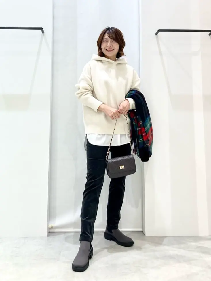 ONWARD CROSSET SELECT 横田 コーディネート画像