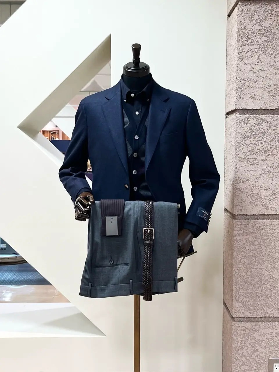 ONWARD CROSSET SELECT 小管 コーディネート画像