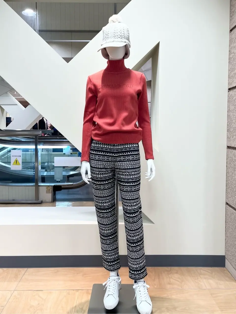 ONWARD CROSSET SELECT 小管 コーディネート画像