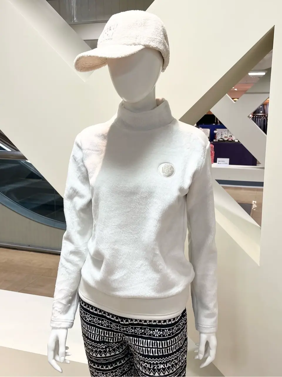 ONWARD CROSSET SELECT 小管 コーディネート画像