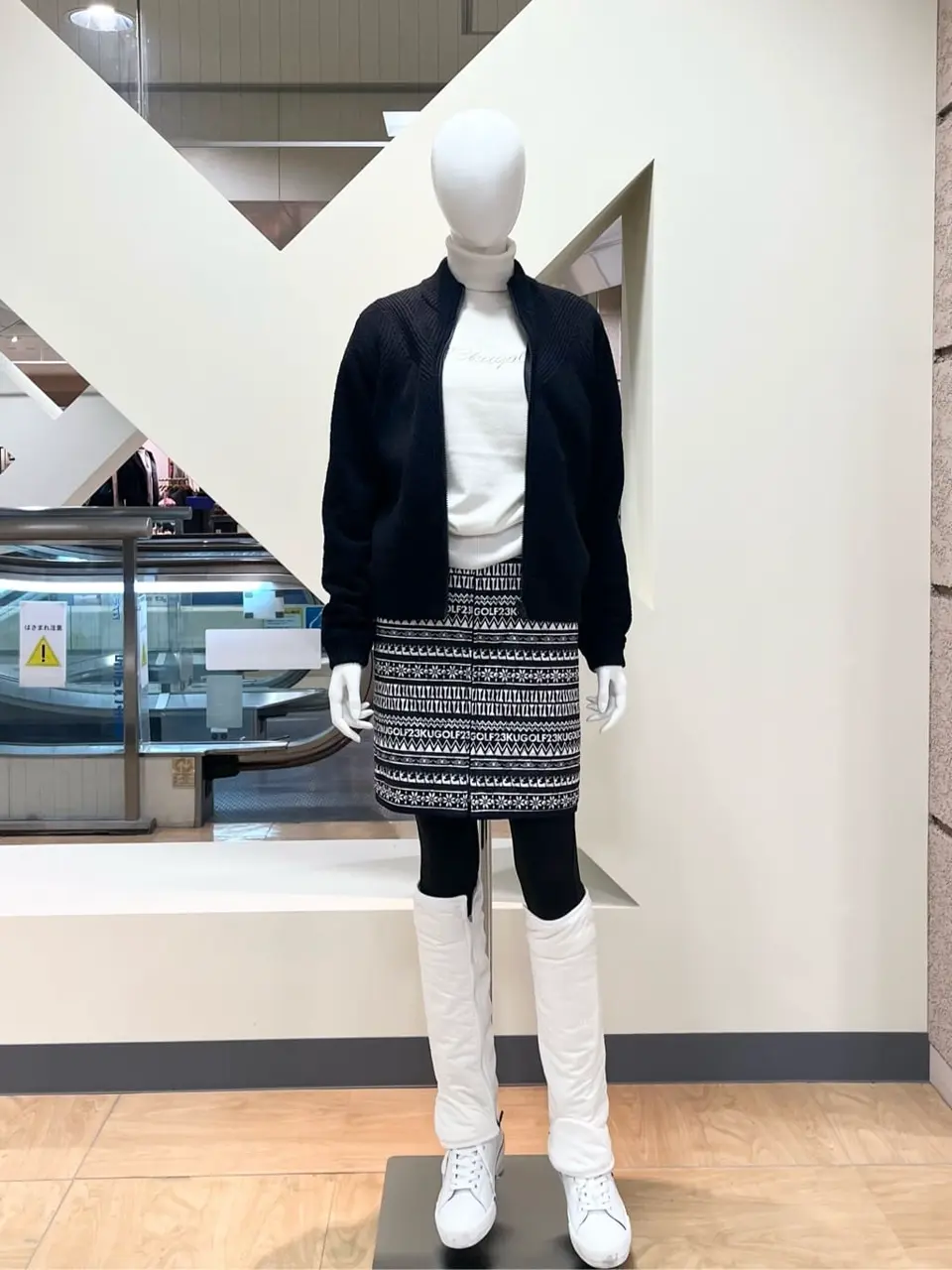 ONWARD CROSSET SELECT 小管 コーディネート画像