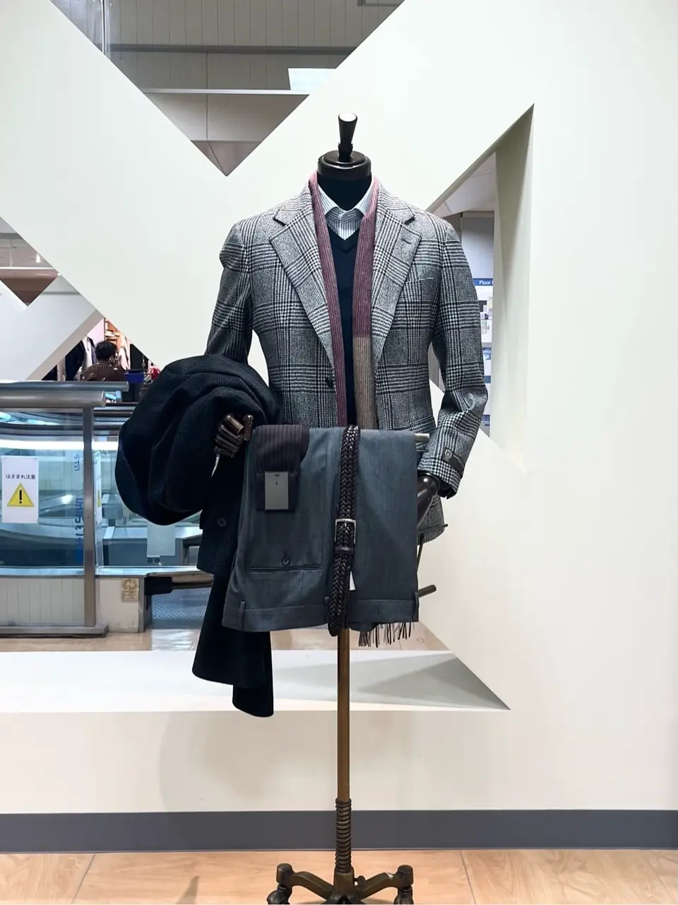 ONWARD CROSSET SELECT 小管 コーディネート画像