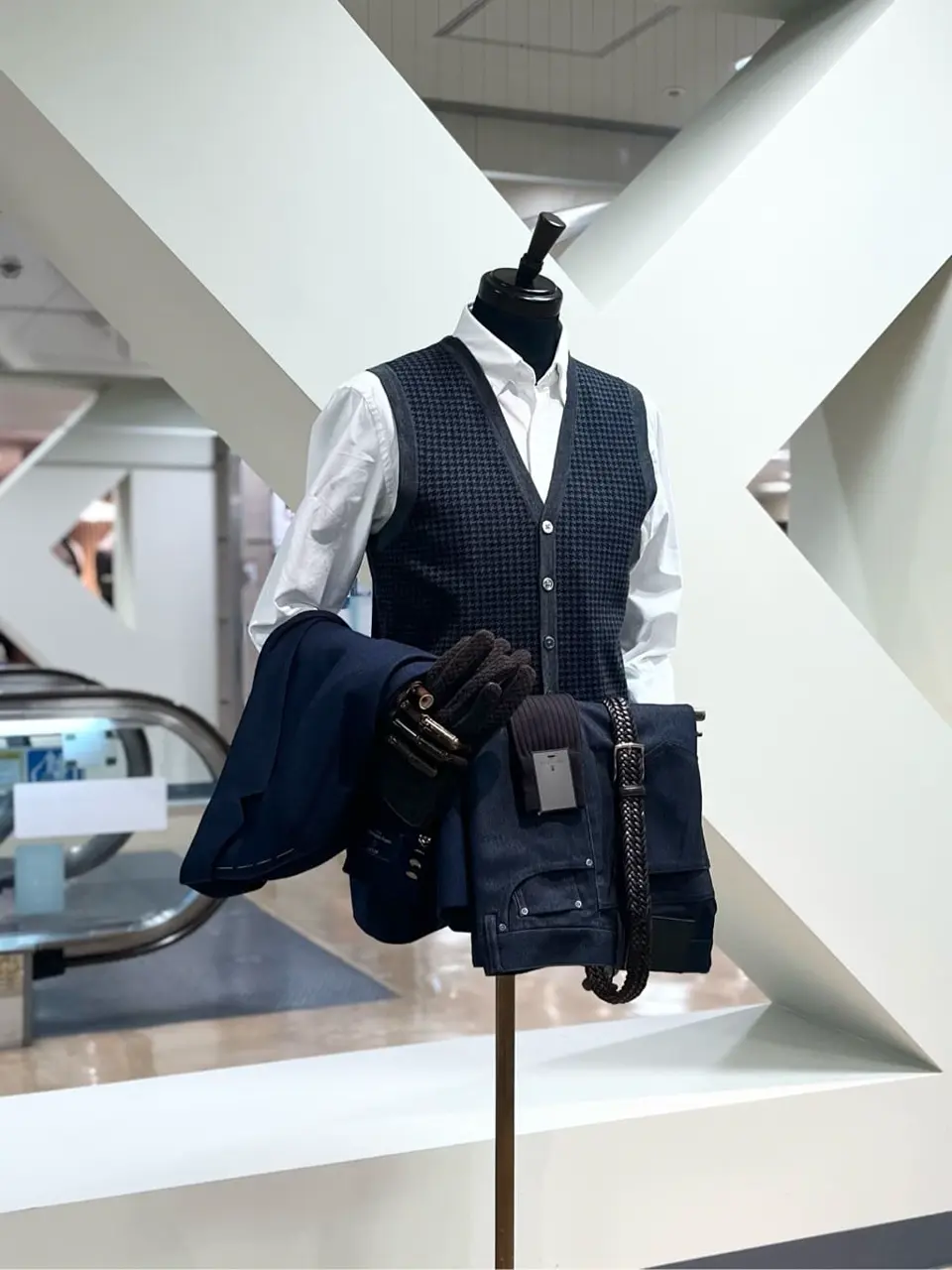 ONWARD CROSSET SELECT 小管 コーディネート画像