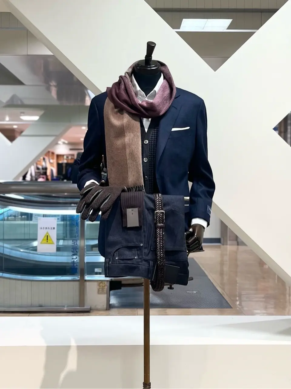 ONWARD CROSSET SELECT 小管 コーディネート画像