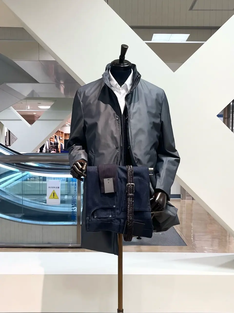 ONWARD CROSSET SELECT 小管 コーディネート画像