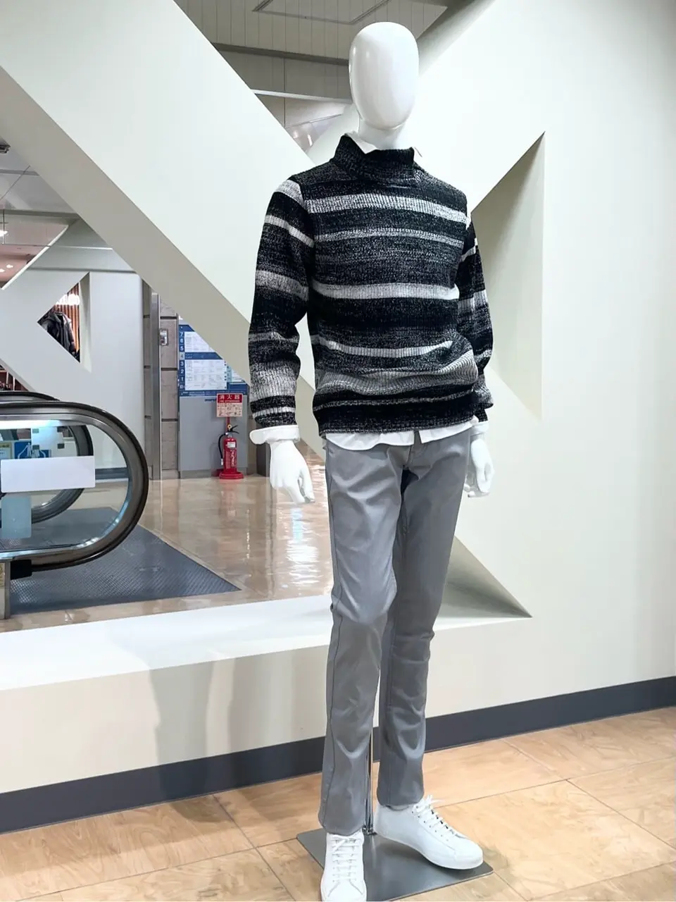 ONWARD CROSSET SELECT 小管 コーディネート画像