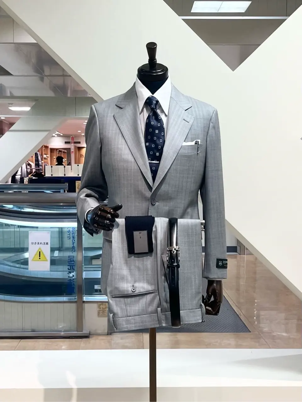 ONWARD CROSSET SELECT 小管 コーディネート画像