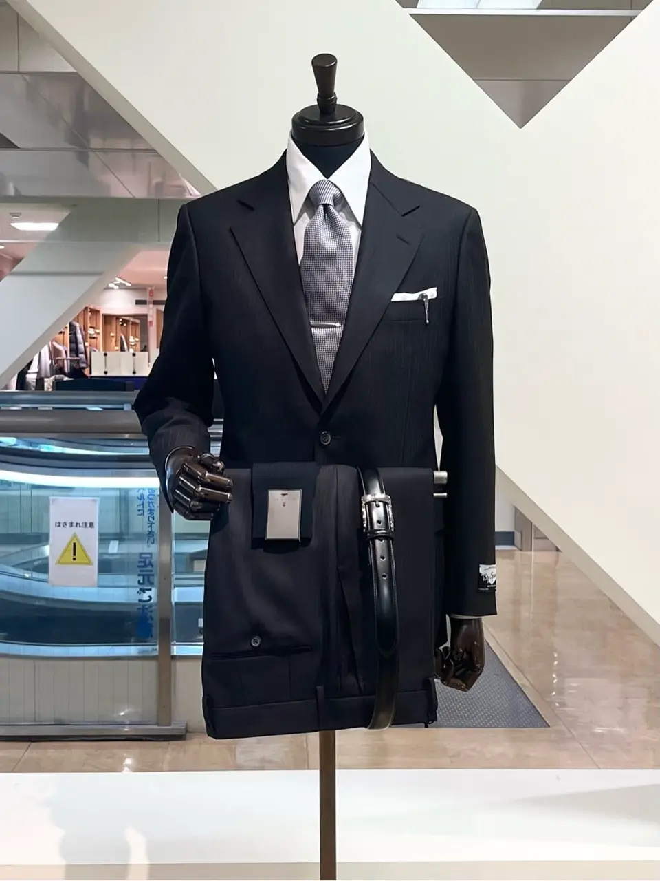 ONWARD CROSSET SELECT 小管 コーディネート画像