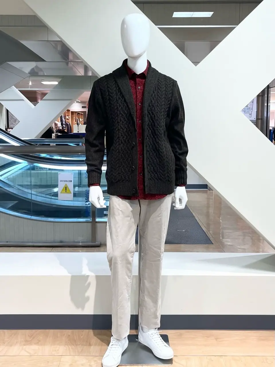 ONWARD CROSSET SELECT 小管 コーディネート画像