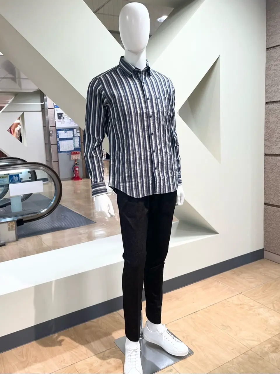 ONWARD CROSSET SELECT 小管 コーディネート画像