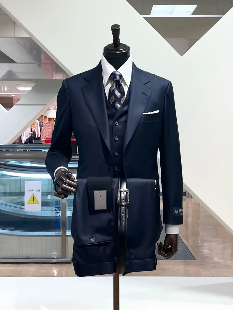 ONWARD CROSSET SELECT 小管 コーディネート画像