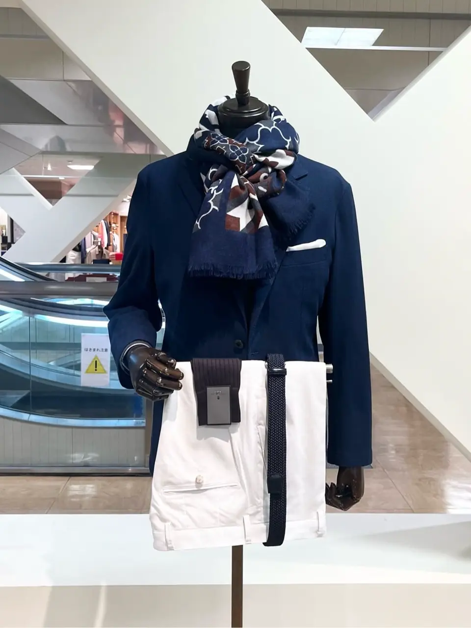 ONWARD CROSSET SELECT 小管 コーディネート画像