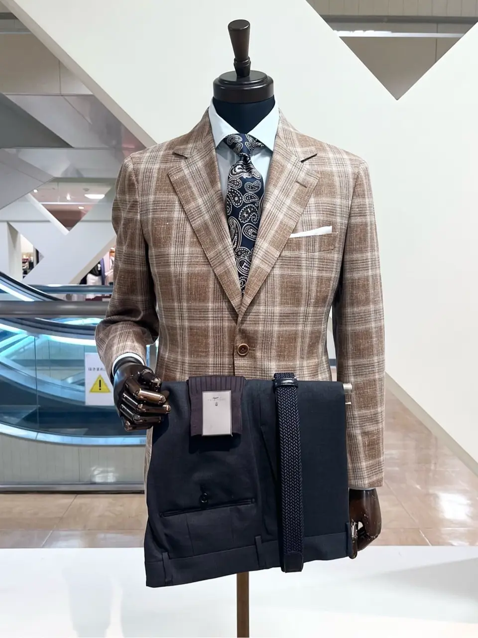 ONWARD CROSSET SELECT 小管 コーディネート画像