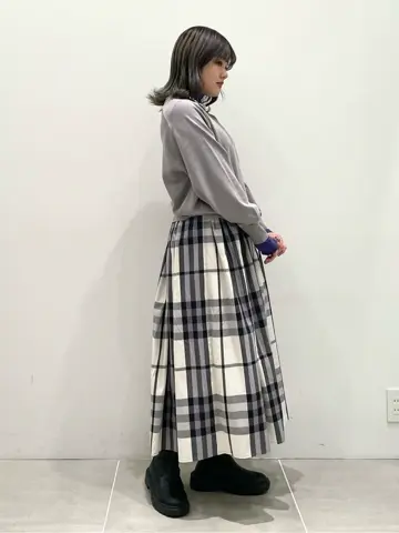 ONWARD CROSSET SELECT erika コーディネート画像