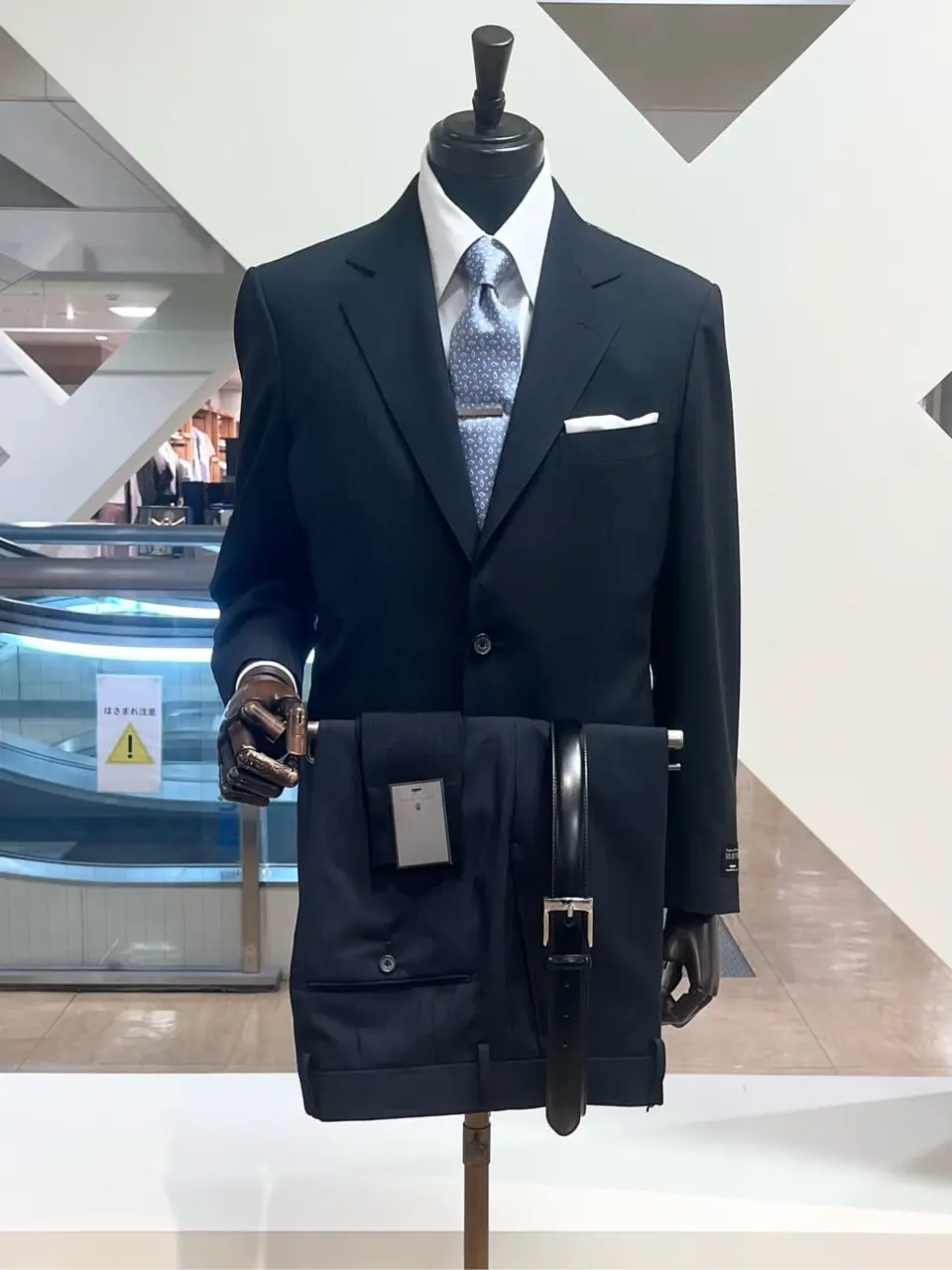 ONWARD CROSSET SELECT 小管 コーディネート画像