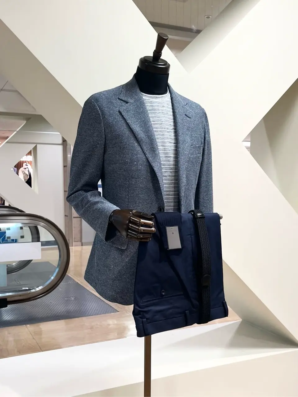 ONWARD CROSSET SELECT 小管 コーディネート画像