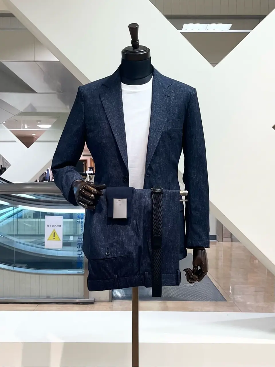 ONWARD CROSSET SELECT 小管 コーディネート画像