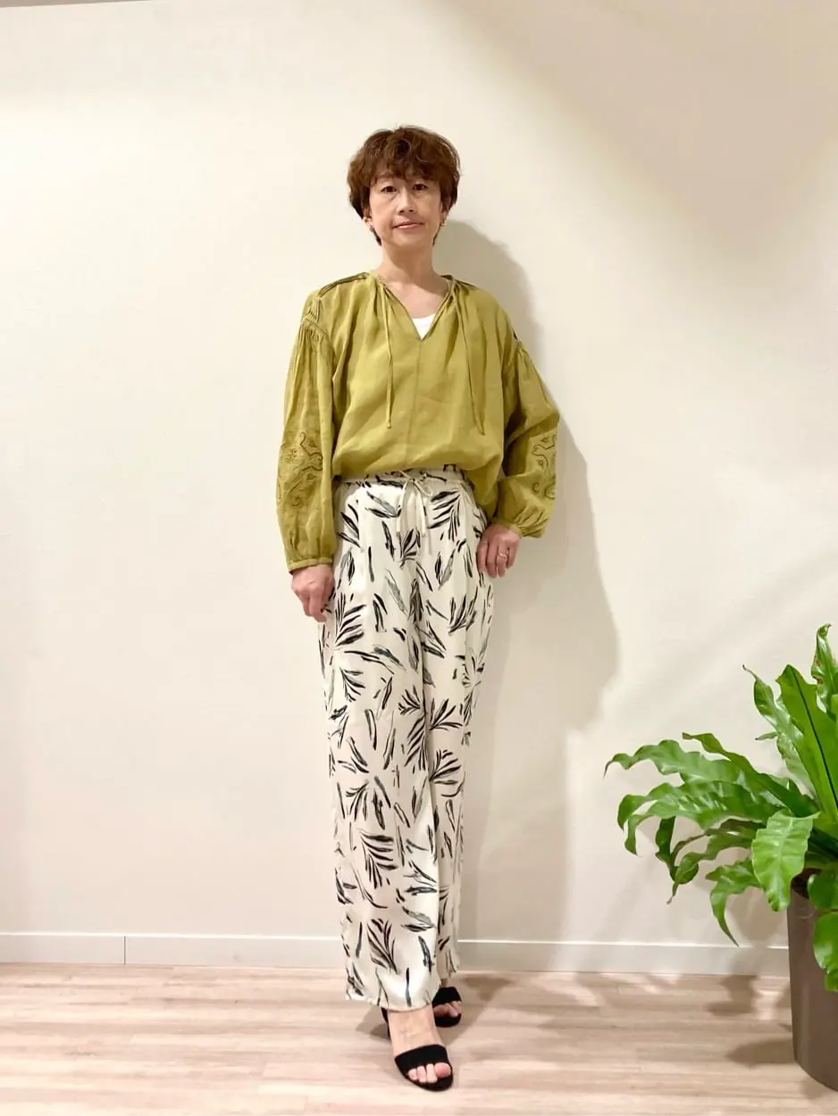 ONWARD CROSSET SELECT 照木 コーディネート画像