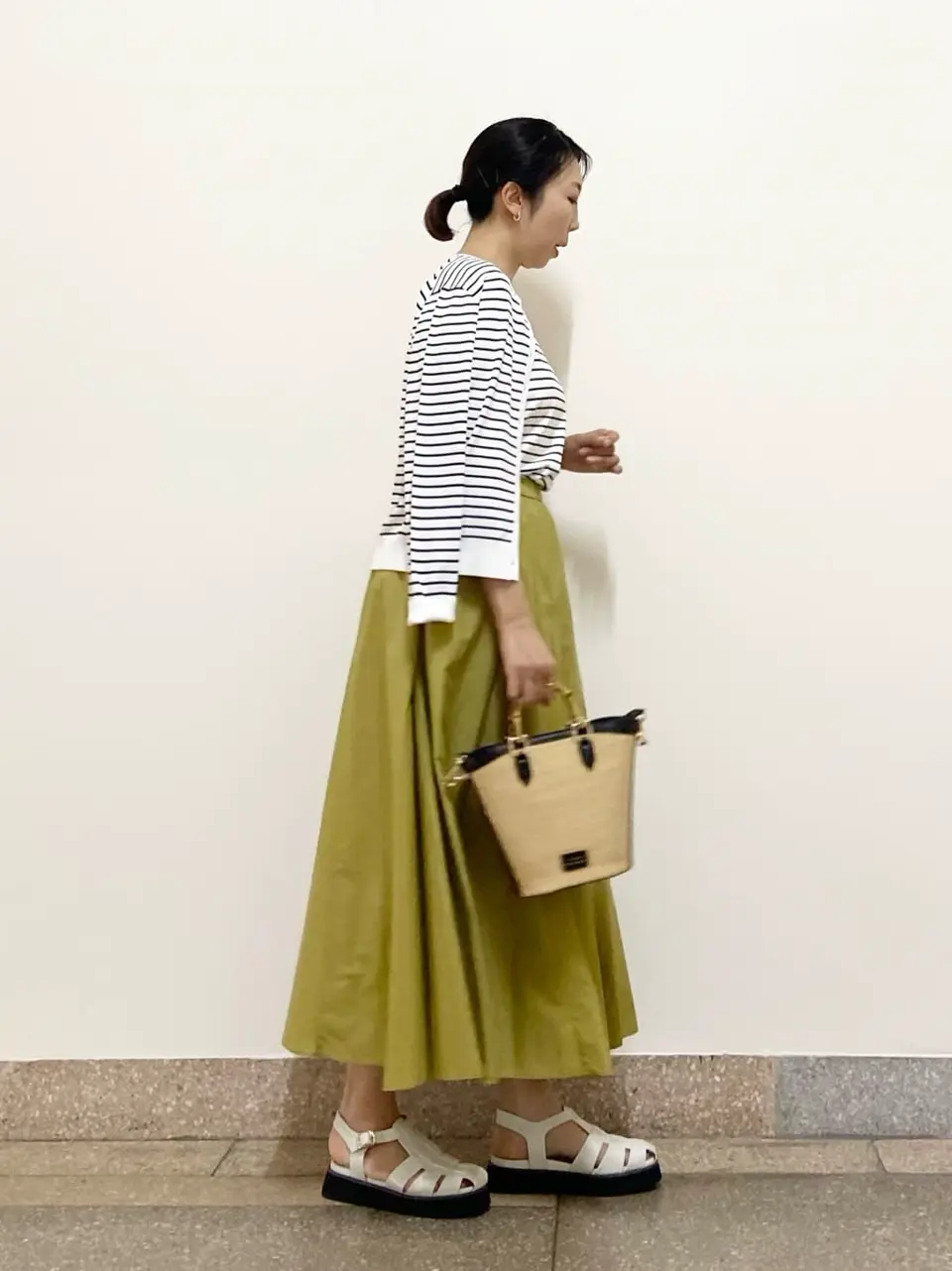 ONWARD CROSSET SELECT 佐藤 コーディネート画像