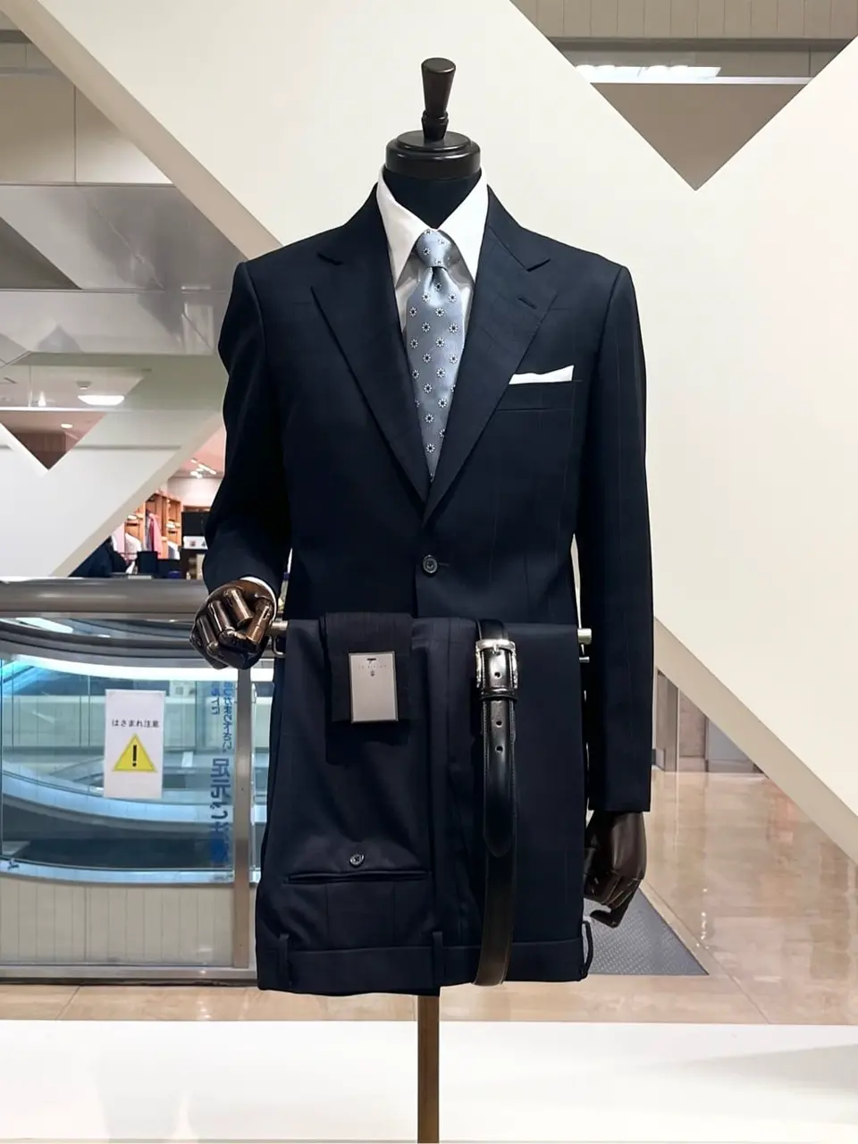 ONWARD CROSSET SELECT 小管 コーディネート画像