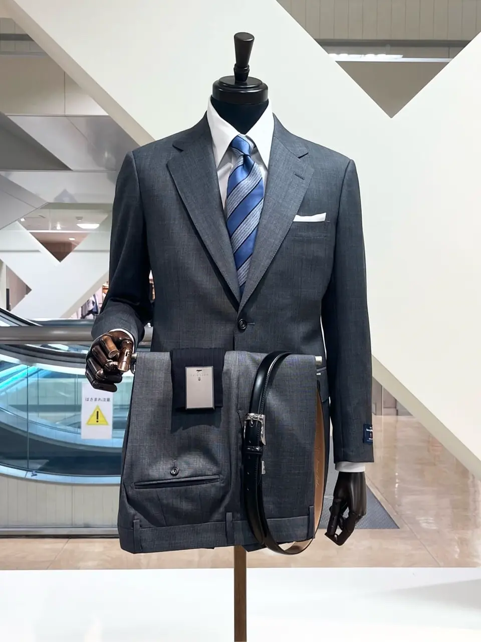 ONWARD CROSSET SELECT 小管 コーディネート画像