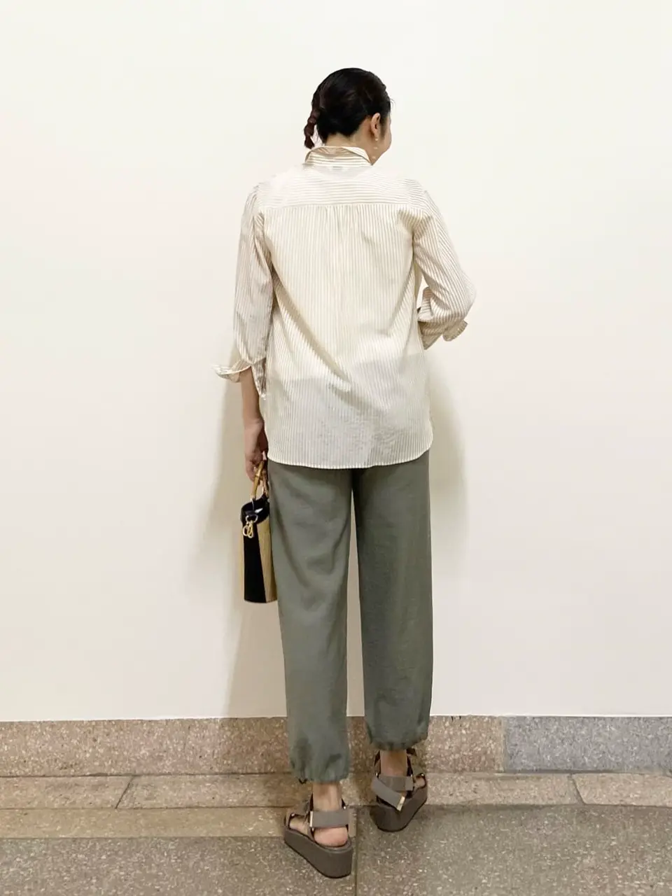 ONWARD CROSSET SELECT 佐藤 コーディネート画像