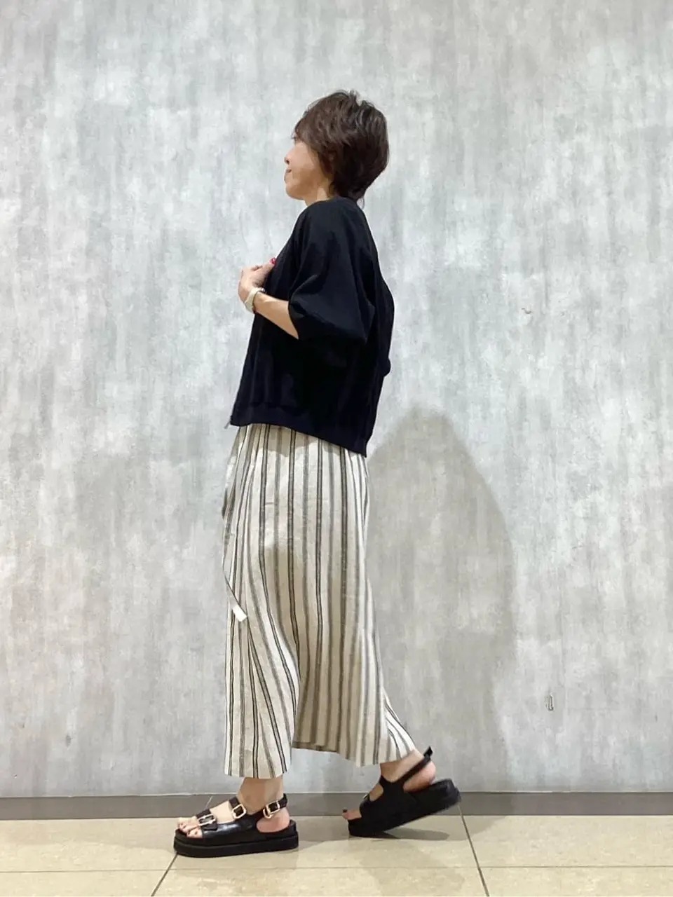 ONWARD CROSSET SELECT 亀山 コーディネート画像