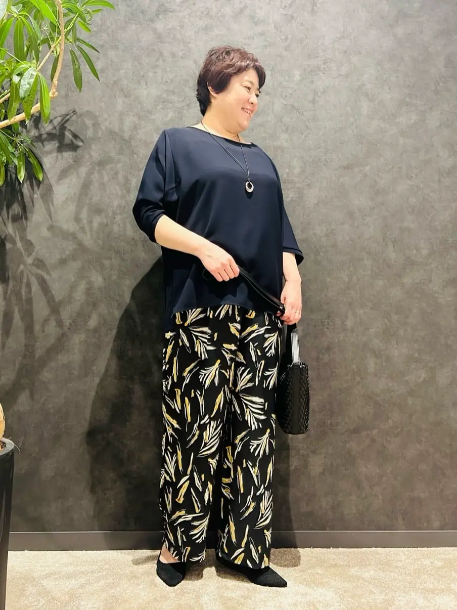 ONWARD CROSSET SELECT 佐藤 コーディネート画像