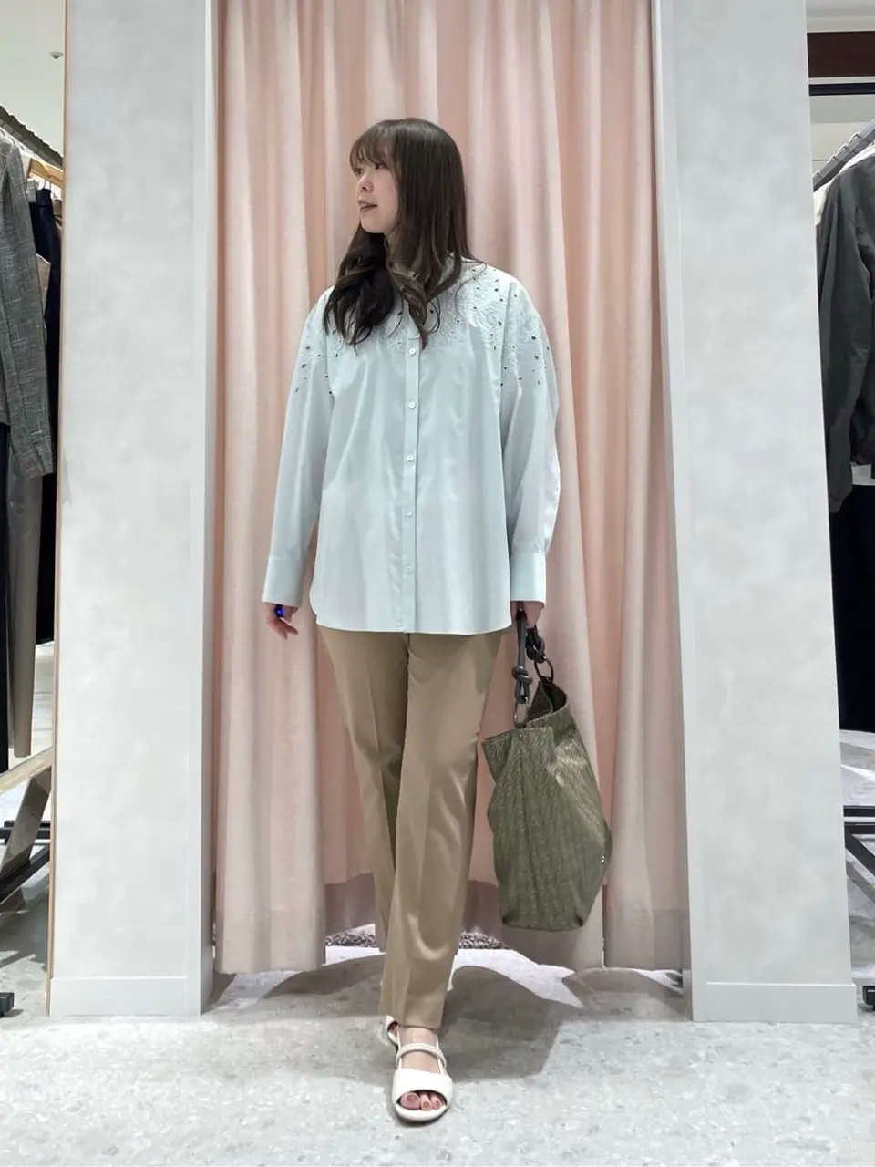 ONWARD CROSSET SELECT 檀 コーディネート画像