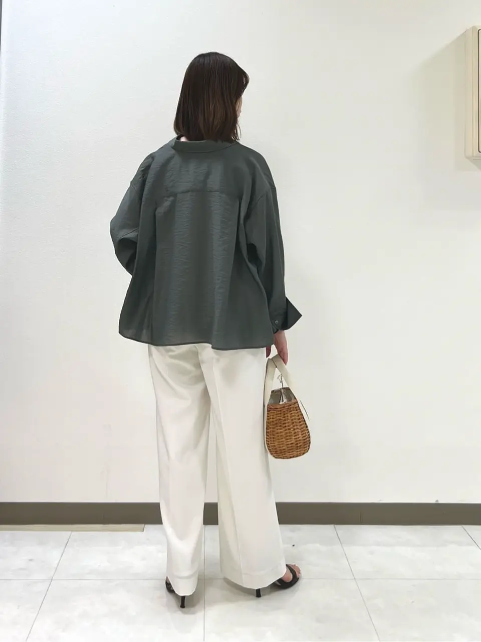 ONWARD CROSSET SELECT 市川 コーディネート画像