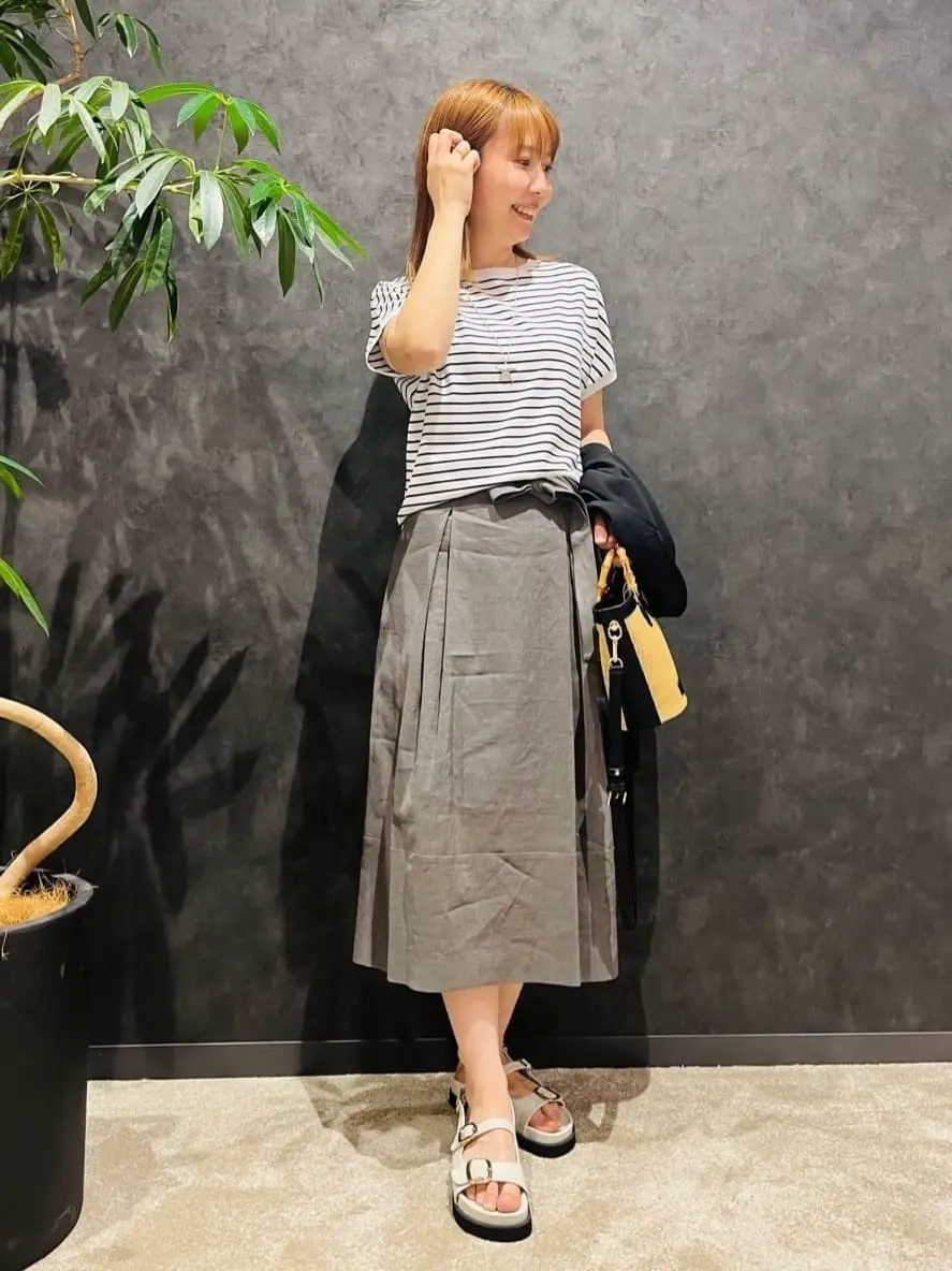 ONWARD CROSSET SELECT やの コーディネート画像