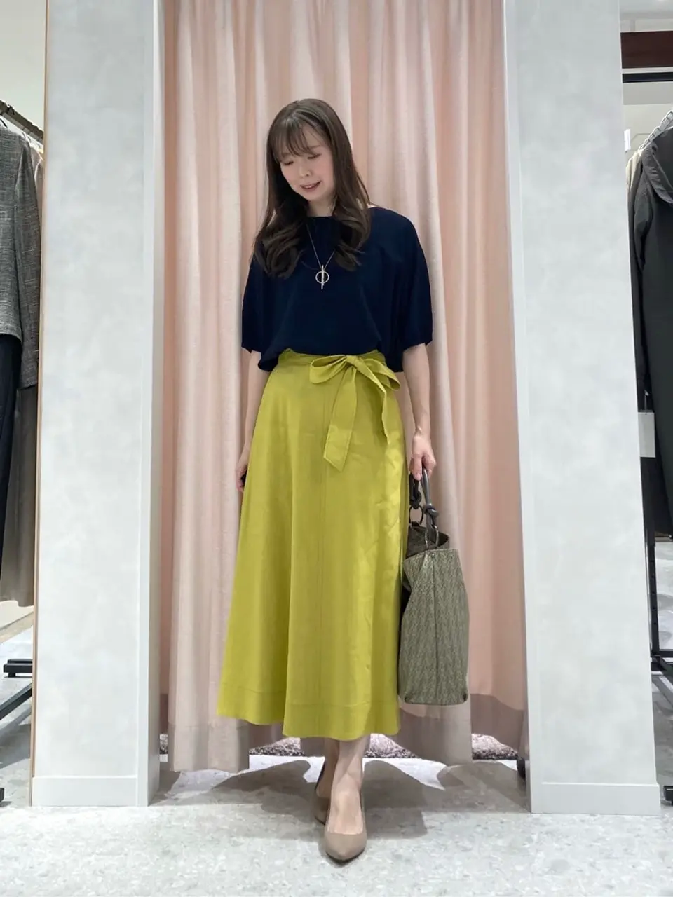 ONWARD CROSSET SELECT 檀 コーディネート画像