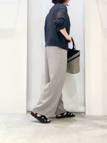 ONWARD CROSSET SELECT 横田 コーディネート画像