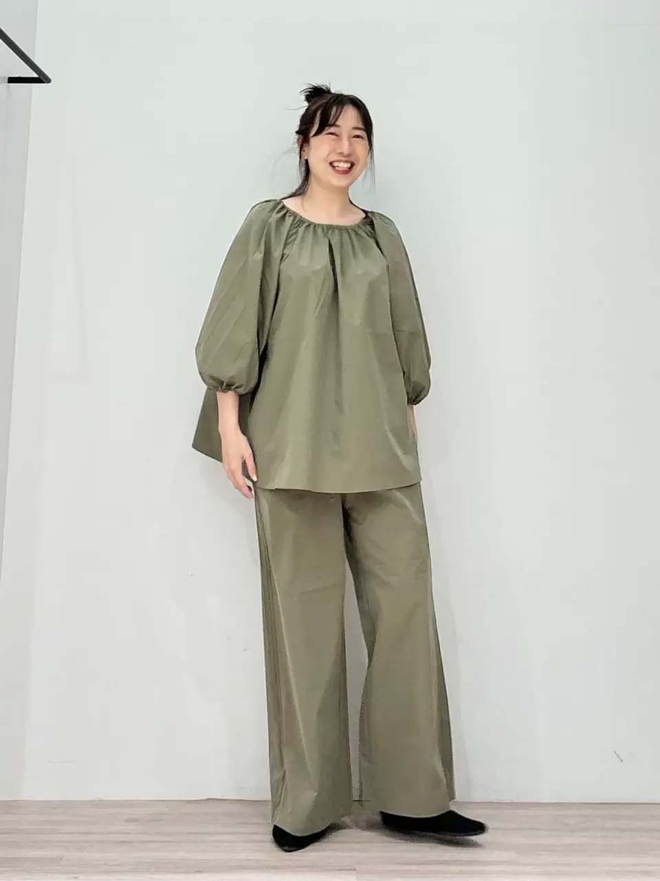 ONWARD CROSSET SELECT SAKAI コーディネート画像