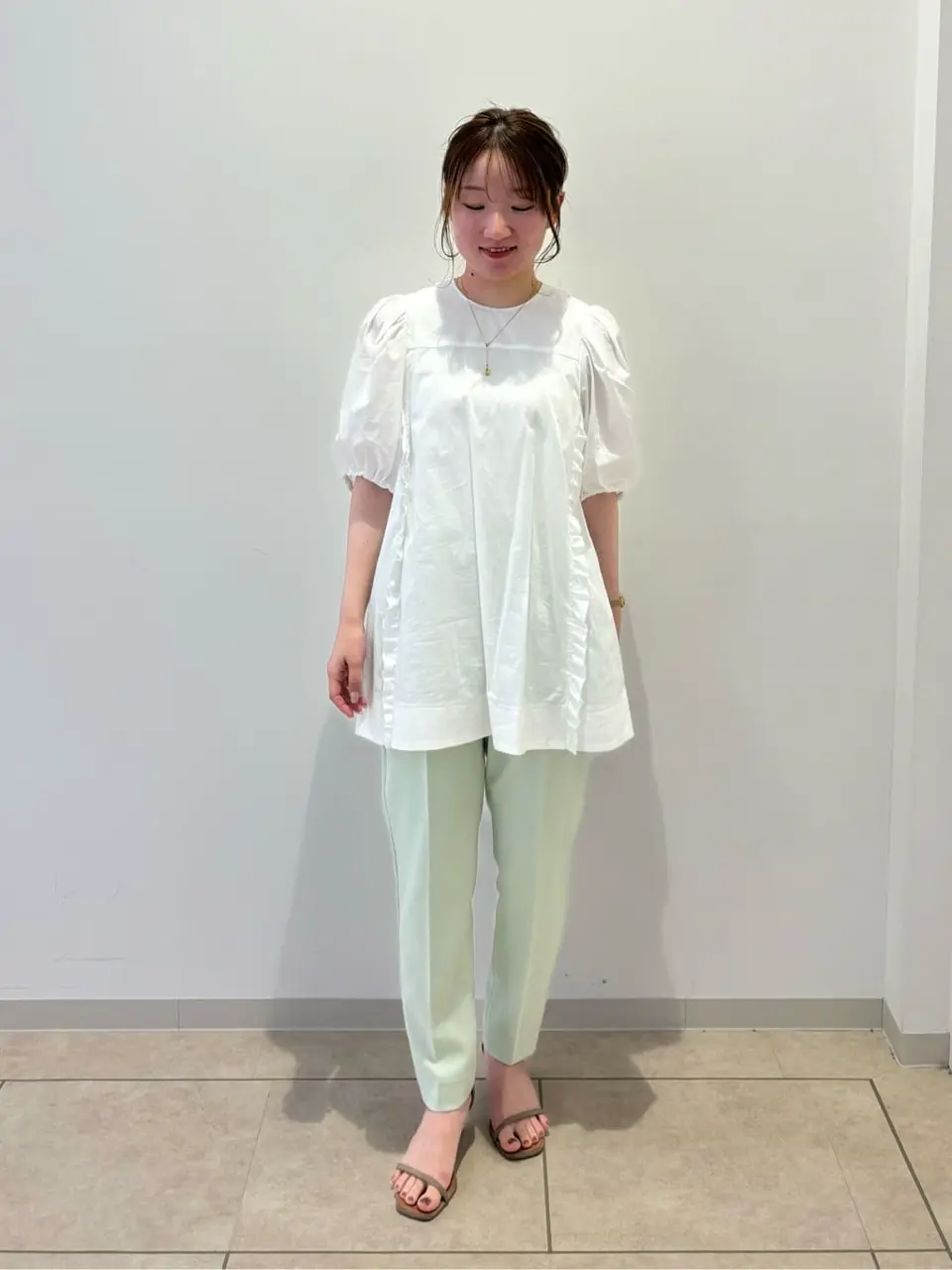 ONWARD CROSSET SELECT 石井 コーディネート画像