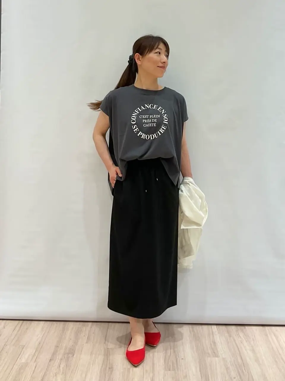  深田 コーディネート画像