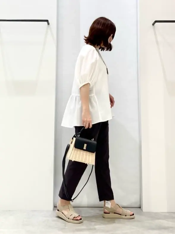 ONWARD CROSSET SELECT 横田 コーディネート画像