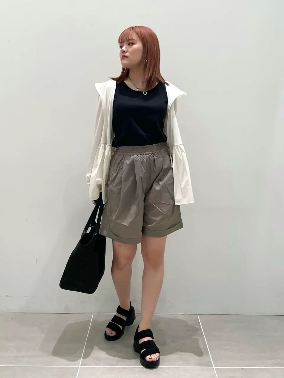 ONWARD CROSSET SELECT erika コーディネート画像