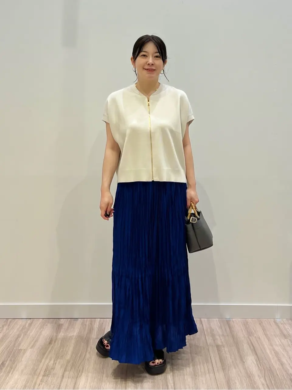 ONWARD CROSSET SELECT 小西 コーディネート画像