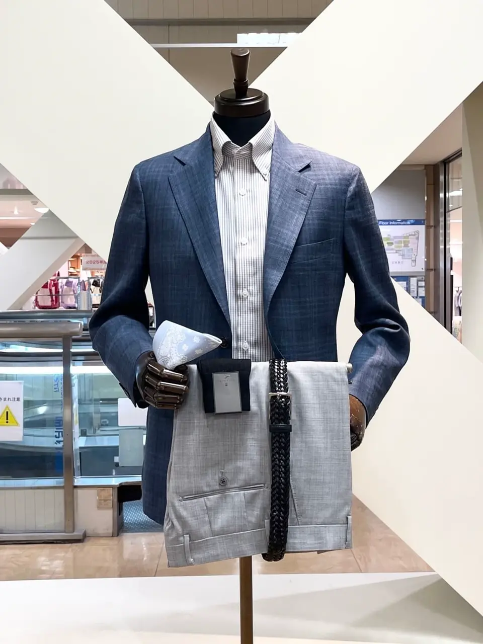 ONWARD CROSSET SELECT 小管 コーディネート画像