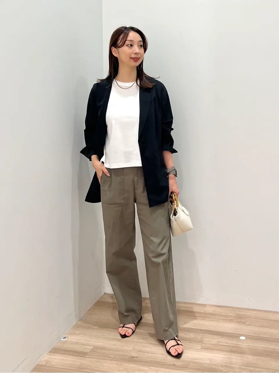  村上 コーディネート画像