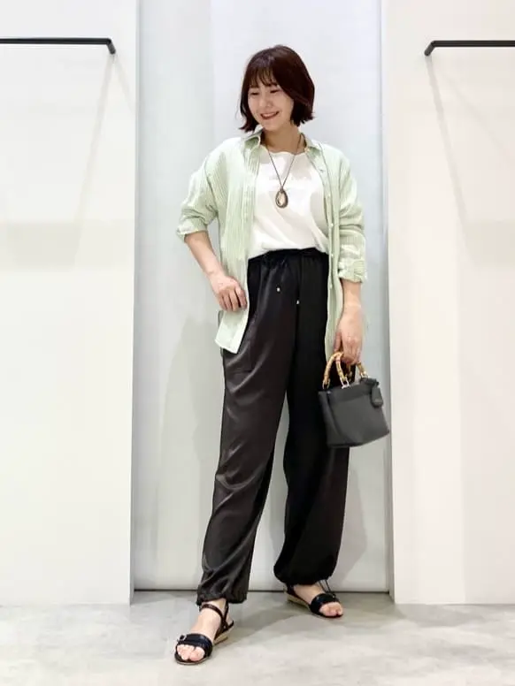 ONWARD CROSSET SELECT 横田 コーディネート画像