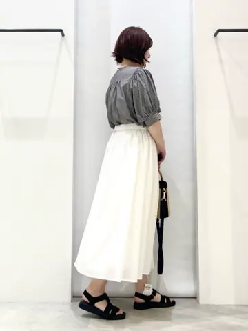 ONWARD CROSSET SELECT 横田 コーディネート画像