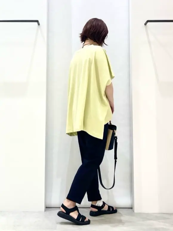 ONWARD CROSSET SELECT 横田 コーディネート画像