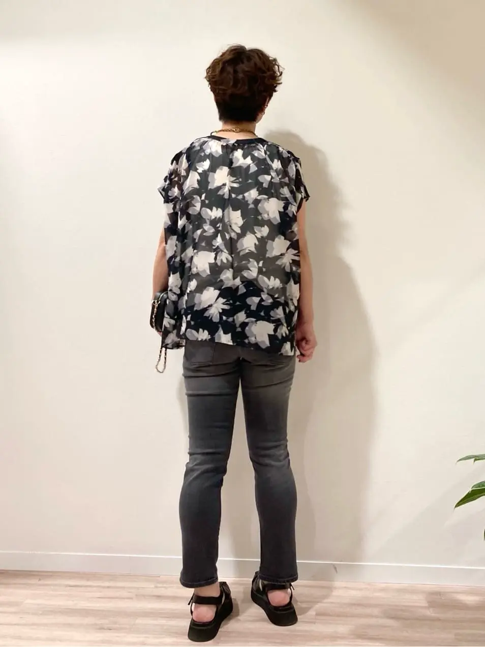 ONWARD CROSSET SELECT 照木 コーディネート画像