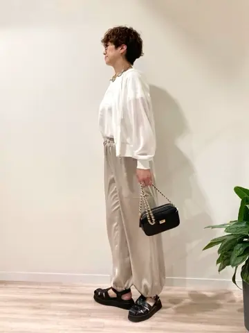 ONWARD CROSSET SELECT 照木 コーディネート画像