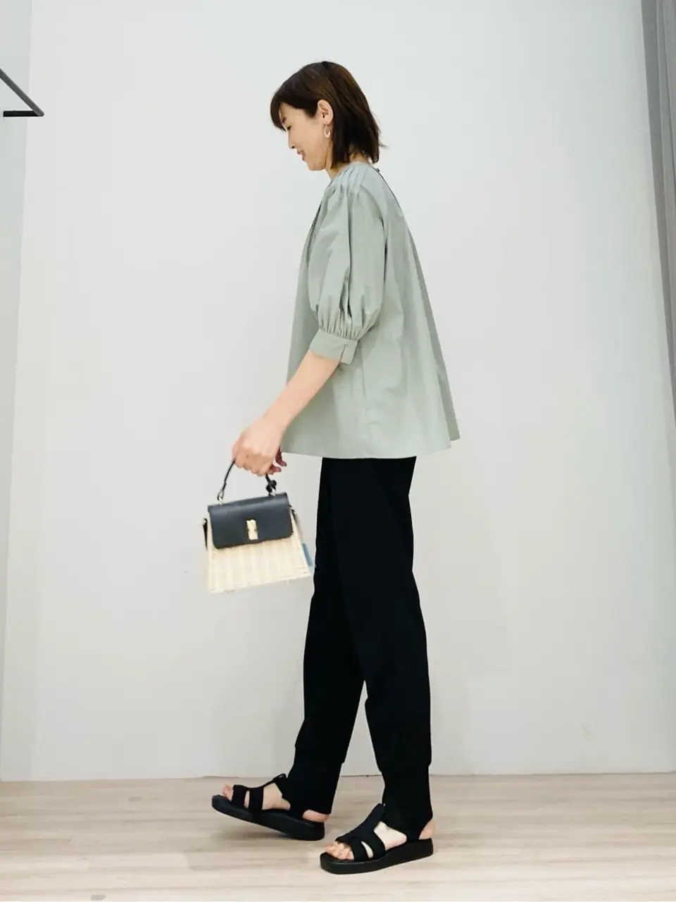 ONWARD CROSSET SELECT Chie コーディネート画像