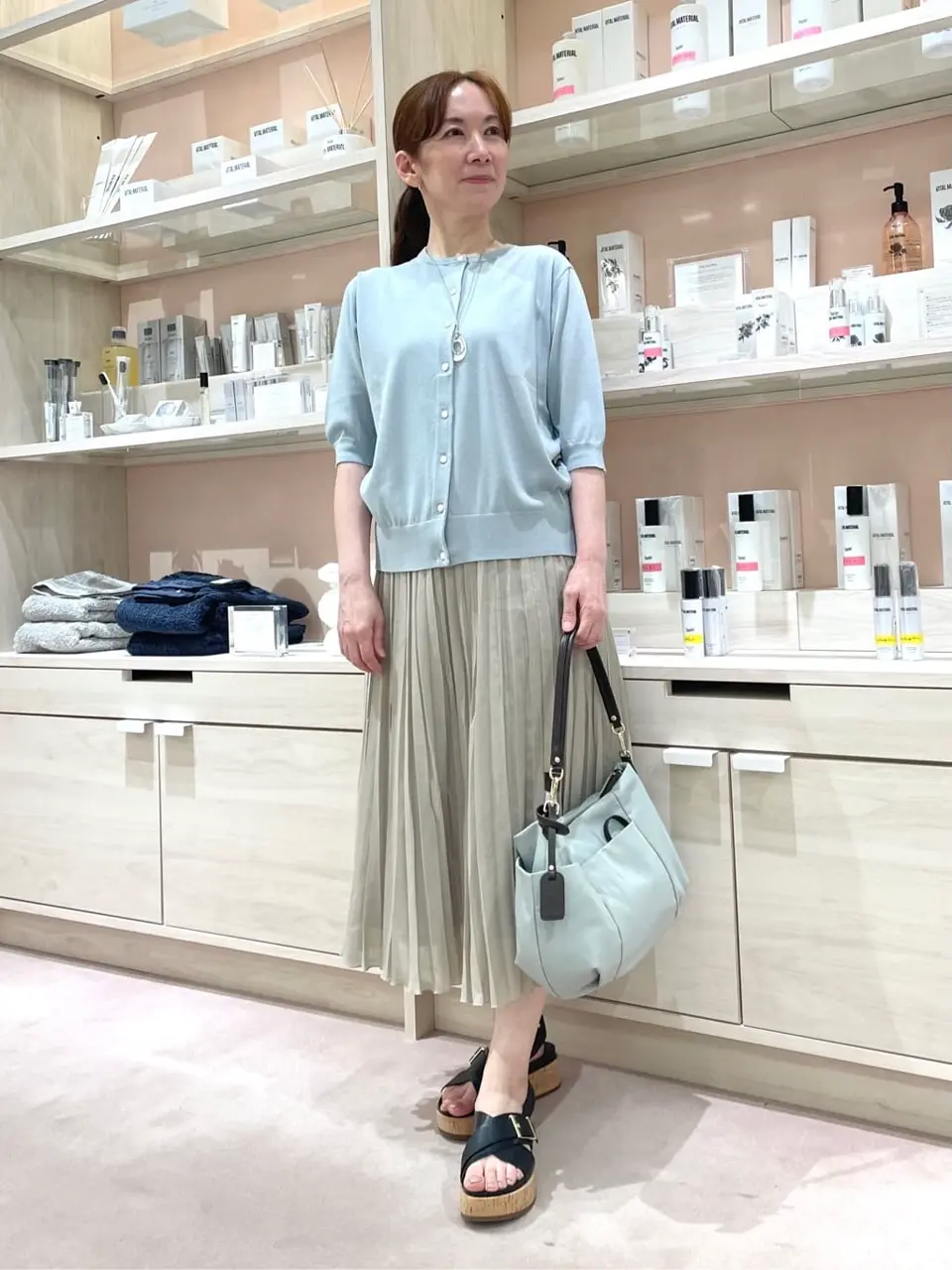  niina コーディネート画像